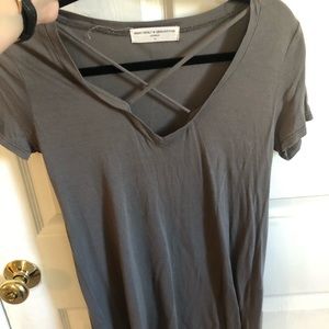 Comfy UO gray tee
